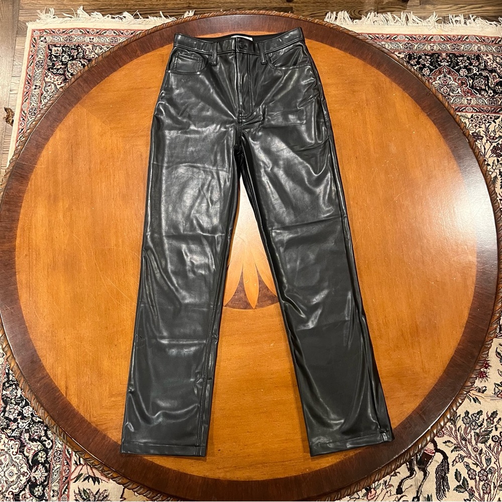 NEW Abercrombie & Fitch The 90s Straight Ultra High Rise Faux Leather Pant 28/6 - Picture 3 of 16